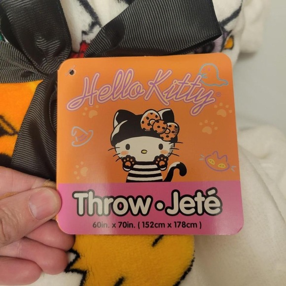 Sanrio Hello Kitty Two Matching Blankets mummy, halloween theme - Picture 3 of 5